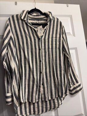 Z Supply Black and White Vertical Stripe Button-Down Shirt with tags